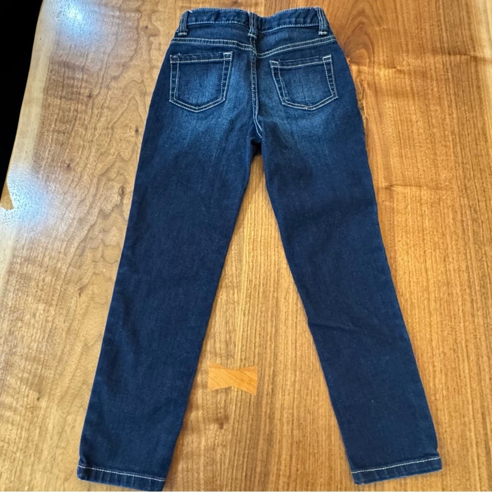 Bundle of 2 Cat & Jack Dark and Lt. Blue Adjustable Waist Jeans. Size Kid’s 6. - Picture 6 of 13